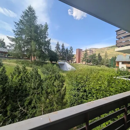 Cozy Ski-in Ski-out Vakantiehuis